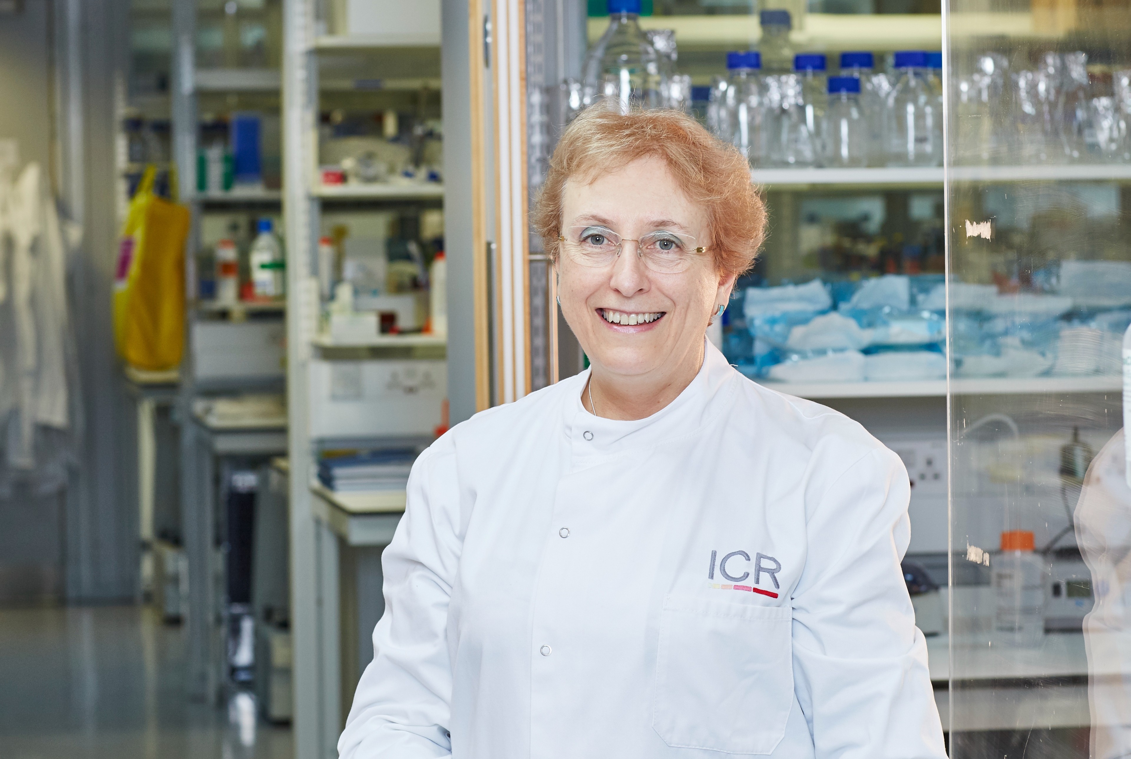 Professor Ros Eeles in the laboratory. smiling.
