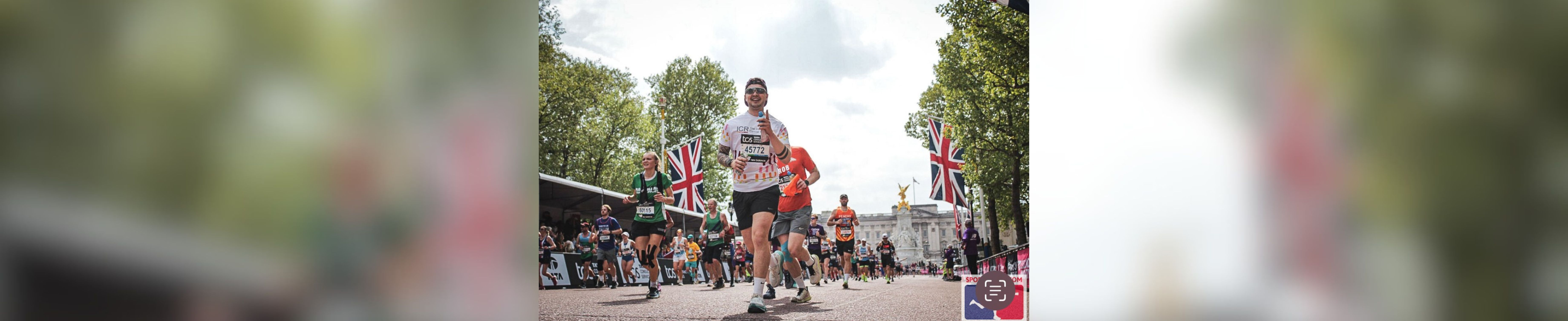 Dylan Peakall running the London Marathon