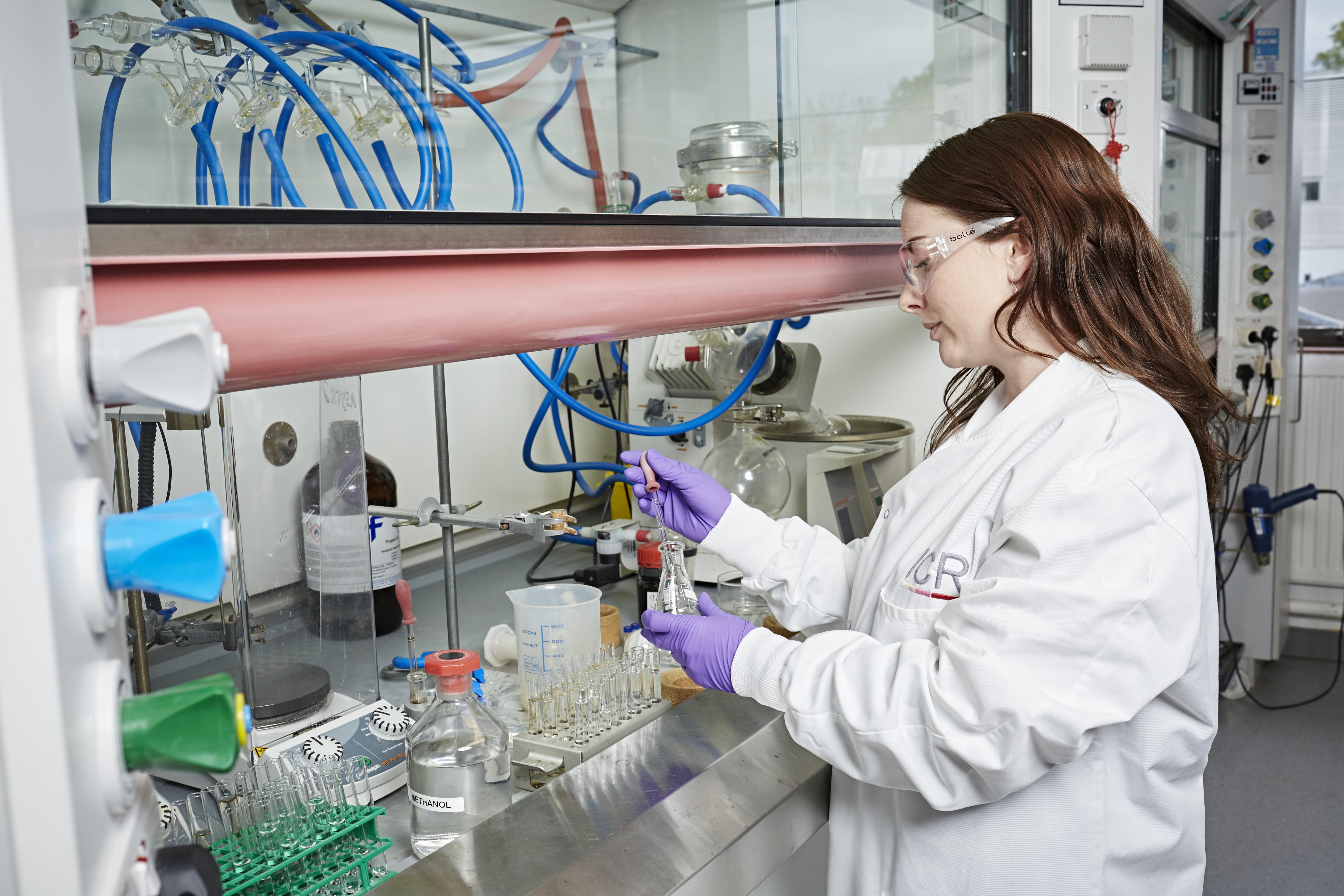 Suzanne O'Connor in the lab