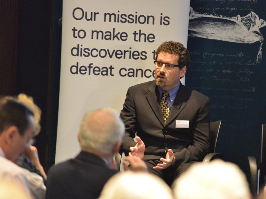 Dr Louis Chesler speaking at a Discovery Club event, April 2015 Dr Louis Chesler speaking at a Discovery Club event, April 2015