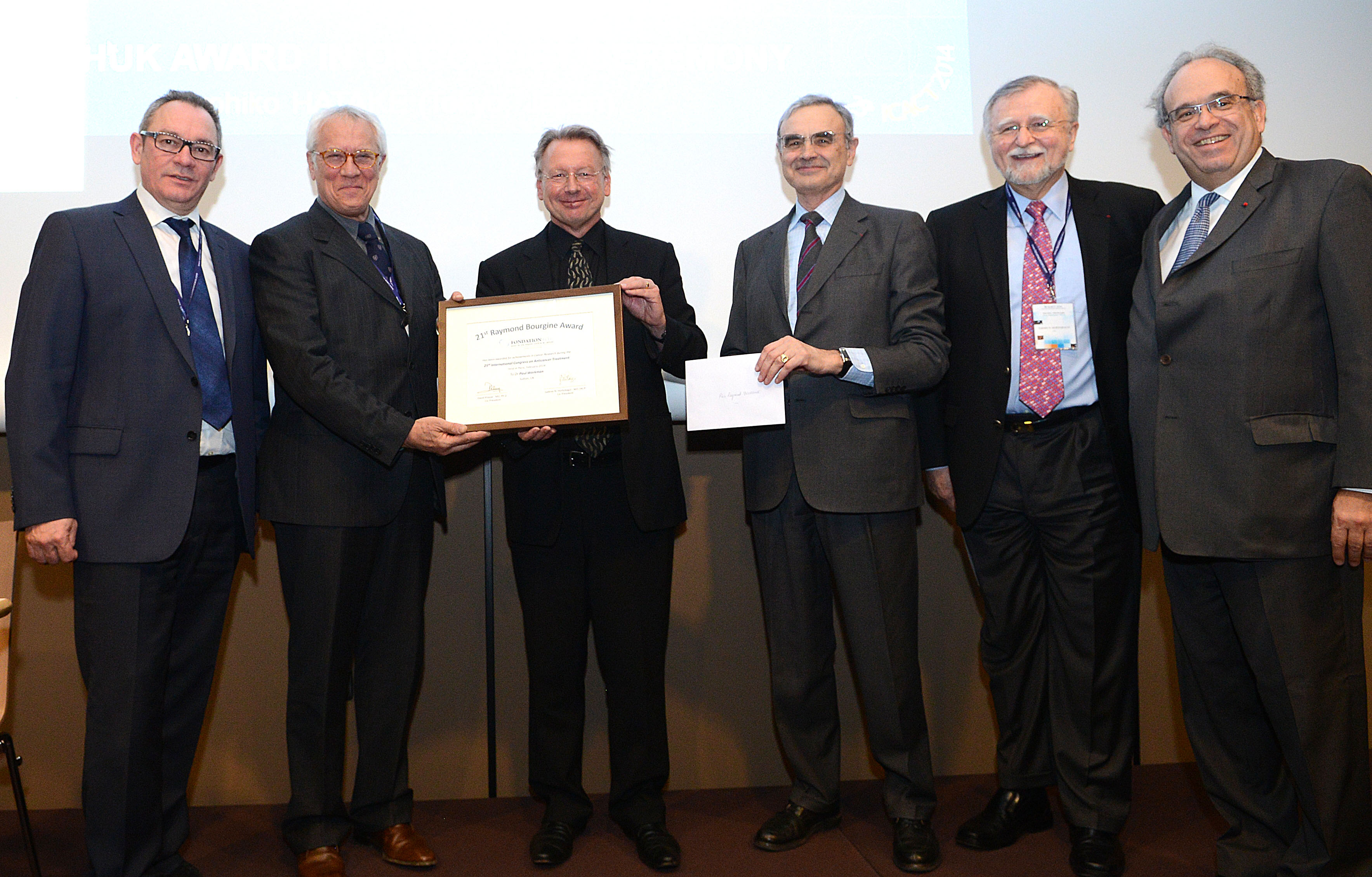 Professor Paul Workman receives the prestigious Raymond Borgine Award for cancer research. Professor Paul Workman receives the prestigious Raymond Borgine Award for cancer research.