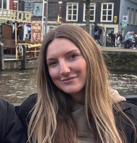 Charlotte Hennessy headshot