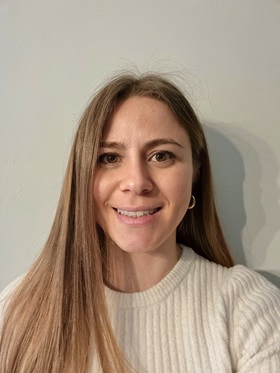 Headshot of Ilianna Zoi