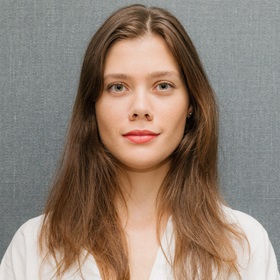 Headshot of Karolina Benkova