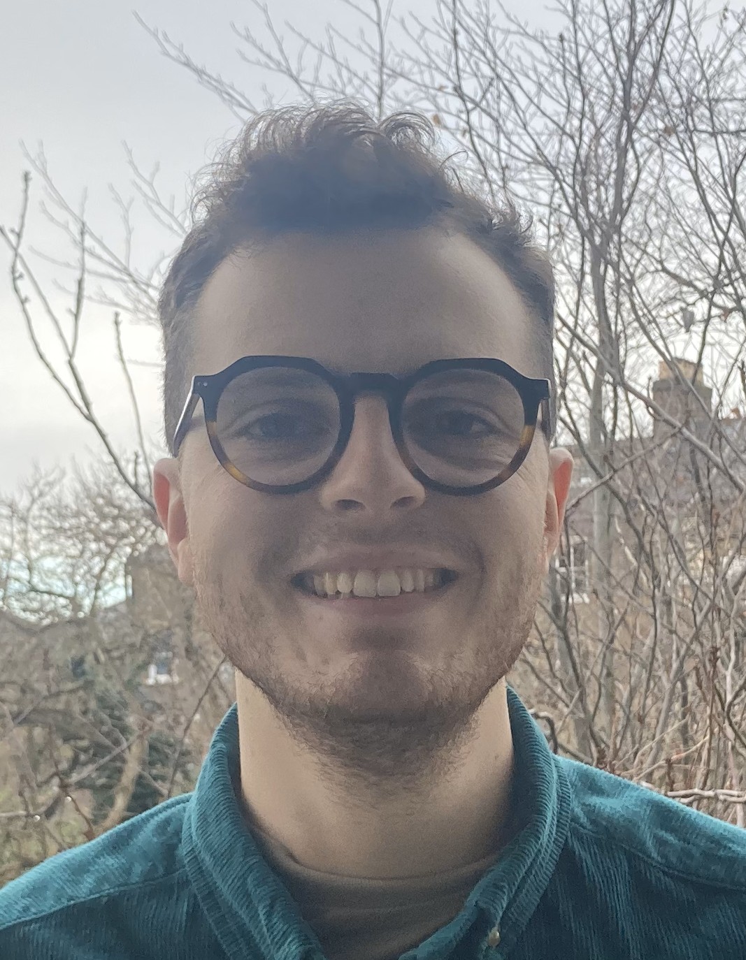 Headshot of Ollie Symes